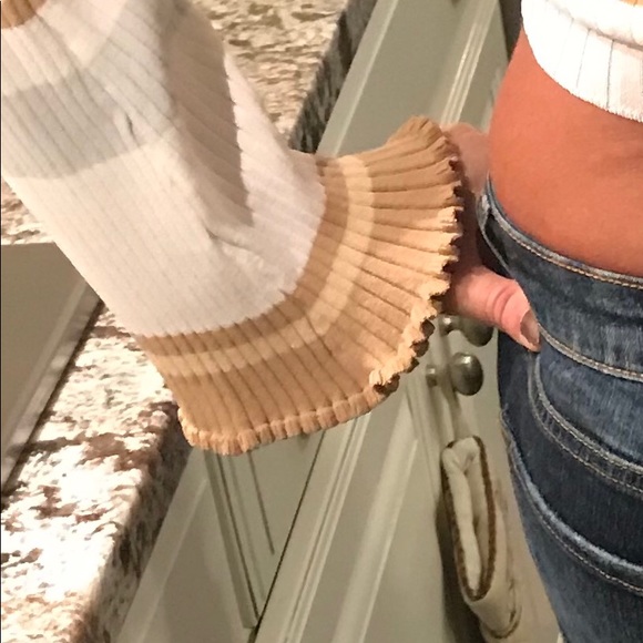 Some Days Lovin crop top - Picture 4 of 4